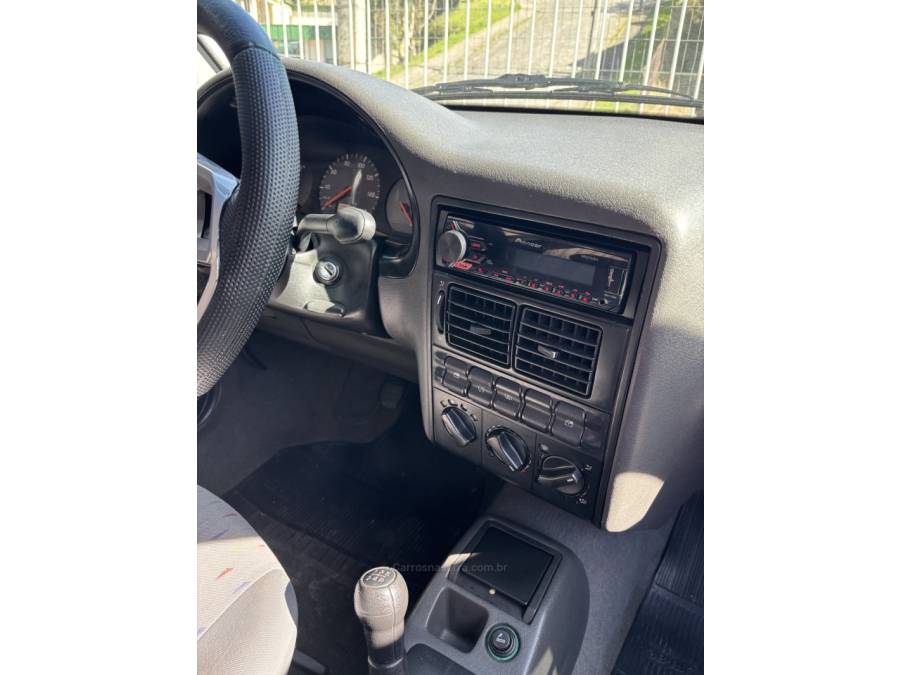 VOLKSWAGEN - GOL - 1997/1997 - Branca - R$ 17.500,00