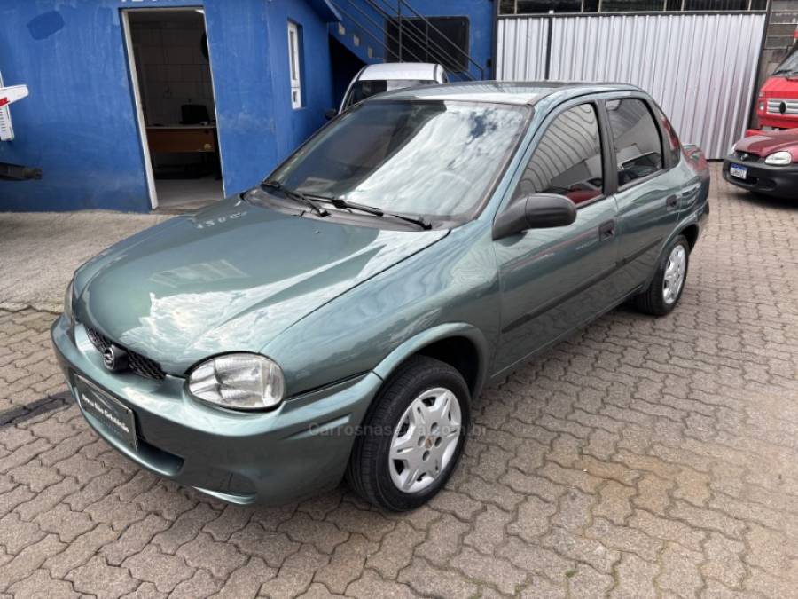 CHEVROLET - CORSA - 1998/1999 - Verde - R$ 17.500,00