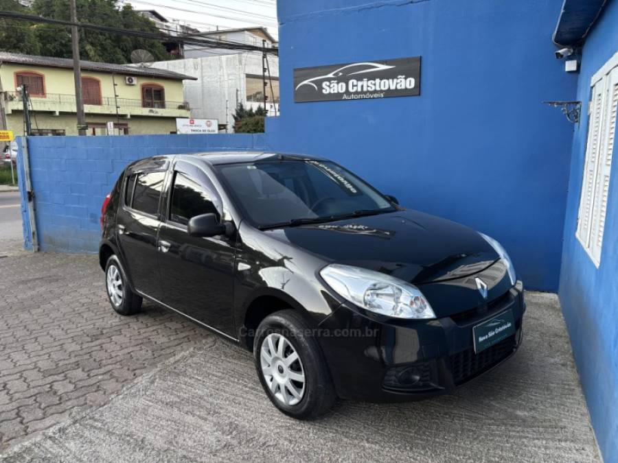 RENAULT - SANDERO - 2013/2013 - Preta - R$ 29.900,00