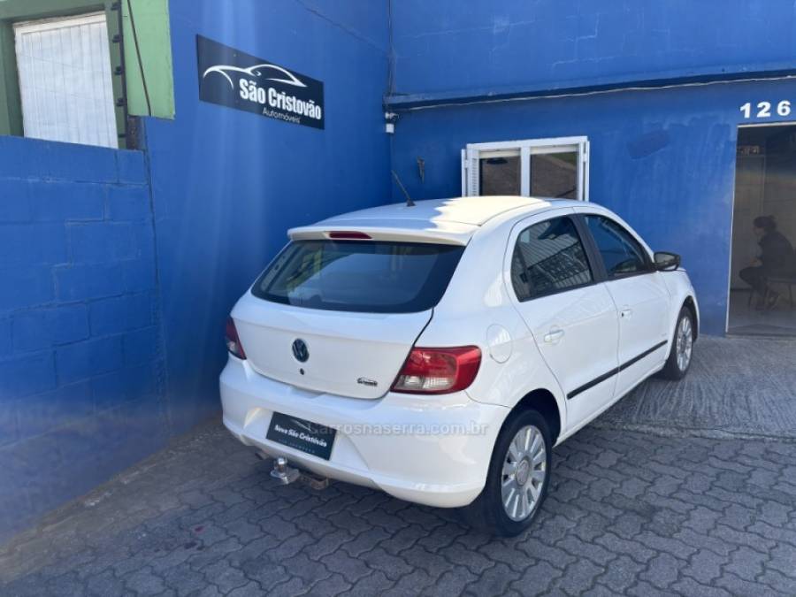 VOLKSWAGEN - GOL - 2011/2012 - Branca - R$ 27.800,00