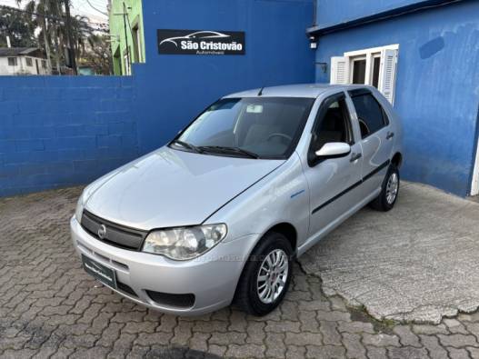 FIAT - PALIO - 2008/2008 - Prata - R$ 25.500,00