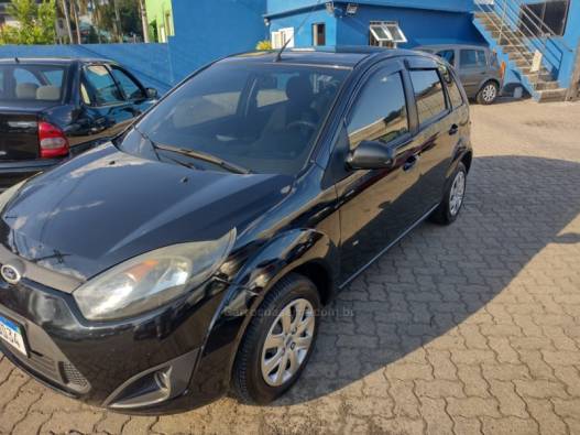 FORD - FIESTA - 2013/2014 - Preta - R$ 30.500,00