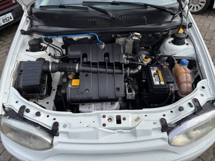 FIAT - PALIO - 2002/2002 - Branca - R$ 15.000,00