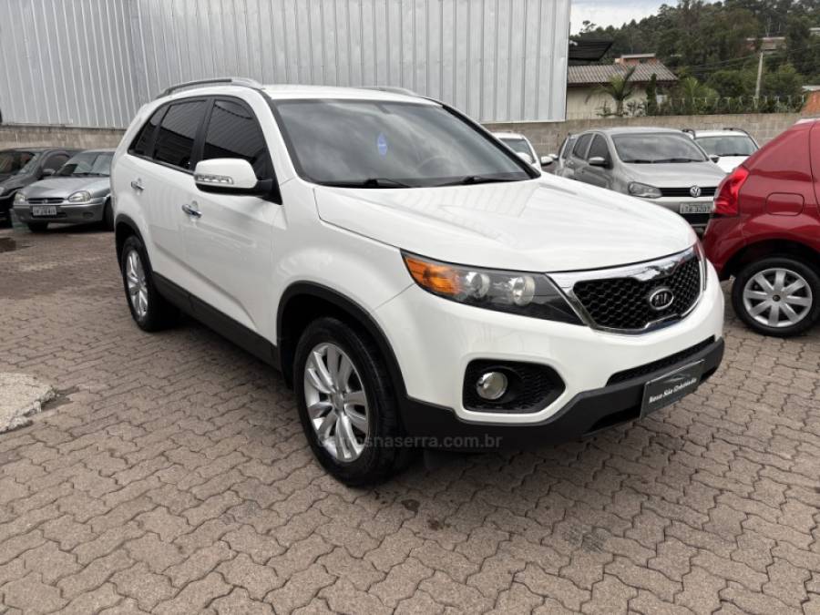KIA MOTORS - SORENTO - 2011/2012 - Branca - R$ 66.900,00