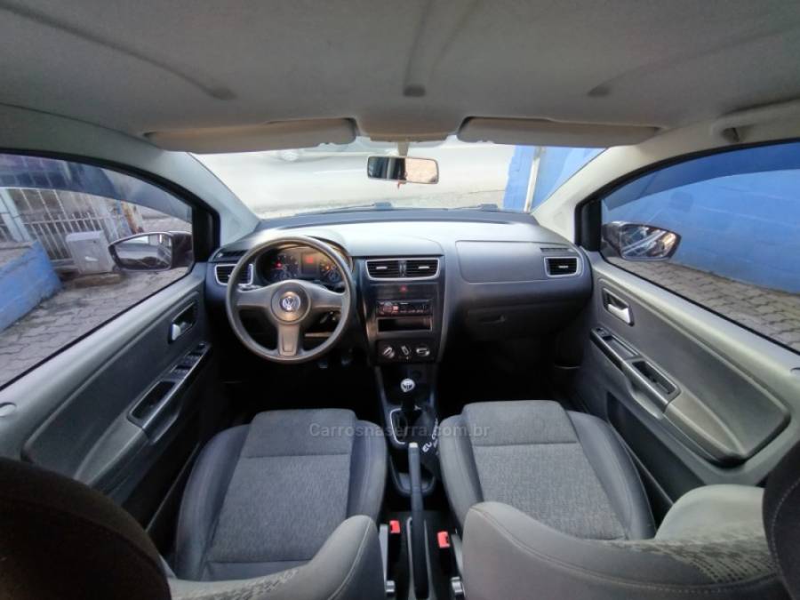 VOLKSWAGEN - FOX - 2012/2013 - Preta - R$ 35.000,00